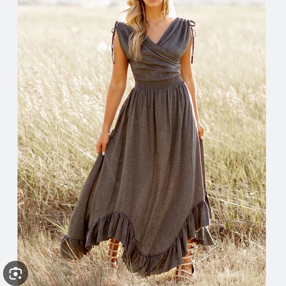 Joyfolie Dresses & Skirts - NWT Joyfolie GIOVANNA DRESS HEATHER CHARCOAL maxi